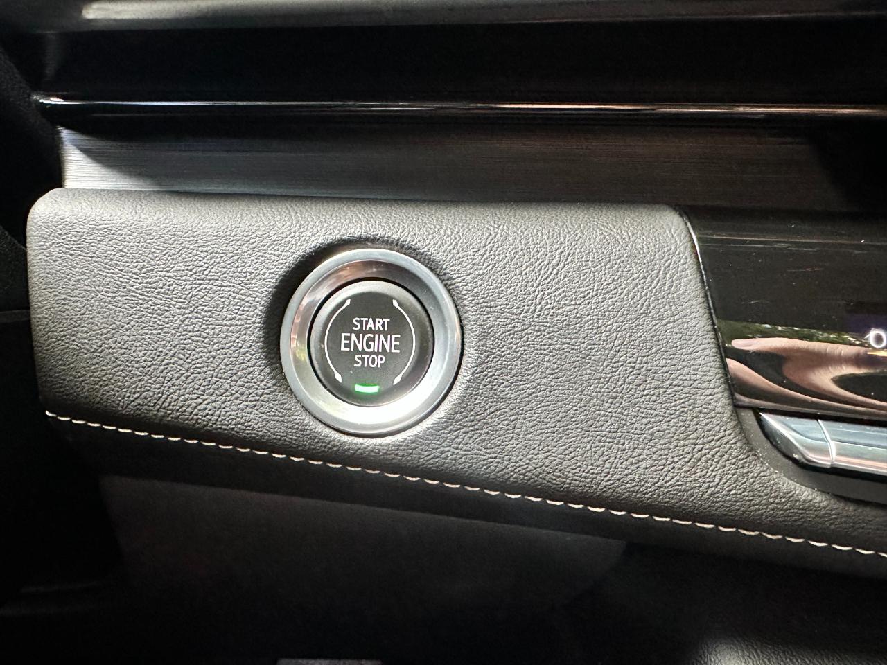 Cadillac Escalade 2WD 4dr Sport 2021