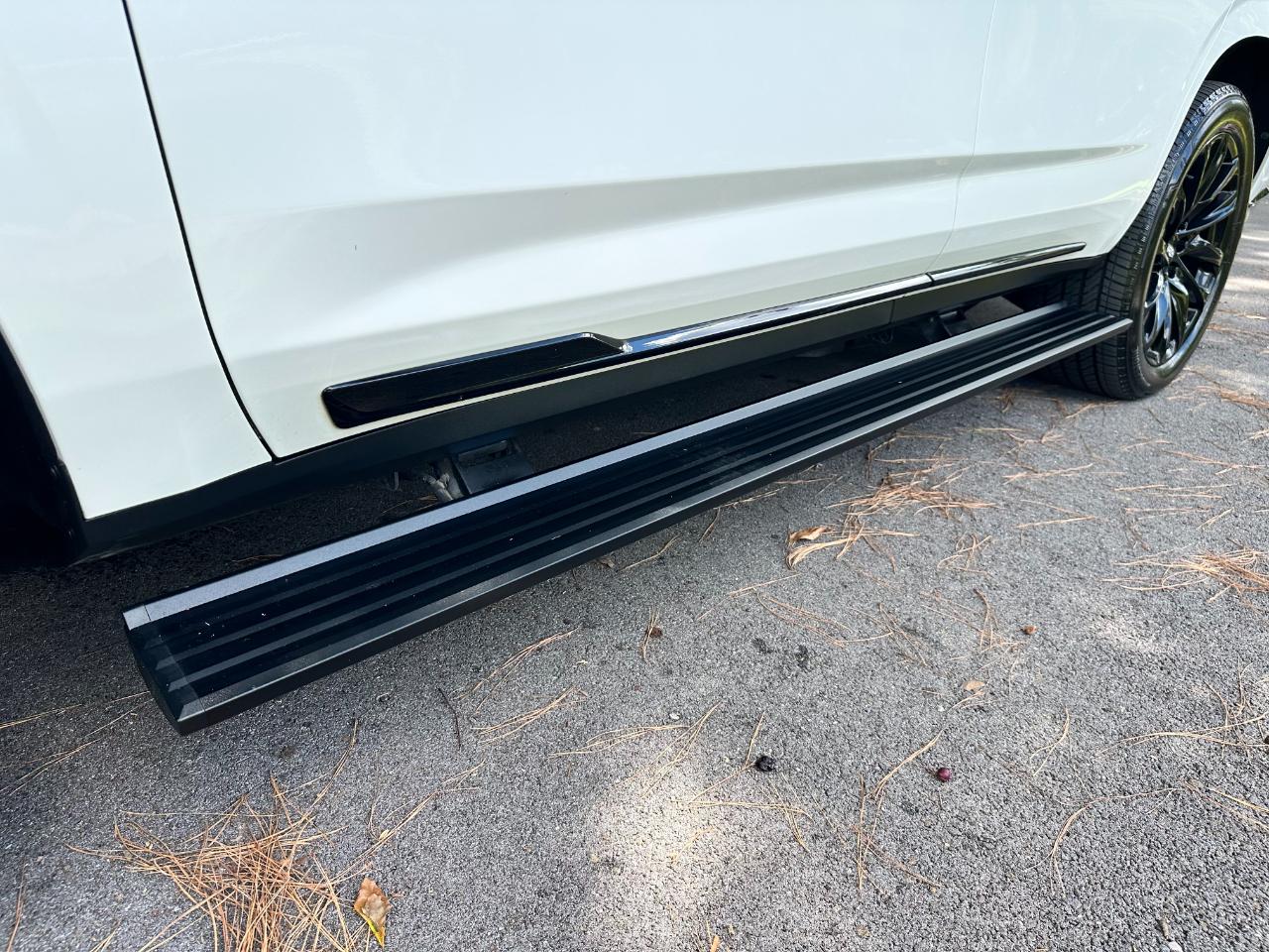 Cadillac Escalade 2WD 4dr Sport 2021