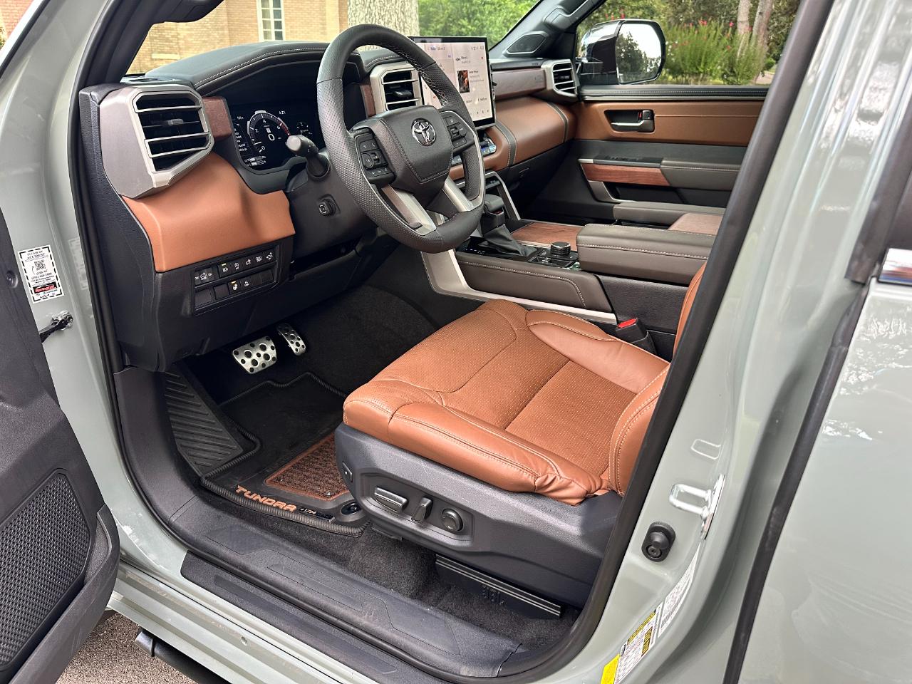 Toyota Tundra 4WD 1794 Edition CrewMax 5.5' Bed (Natl) 2026