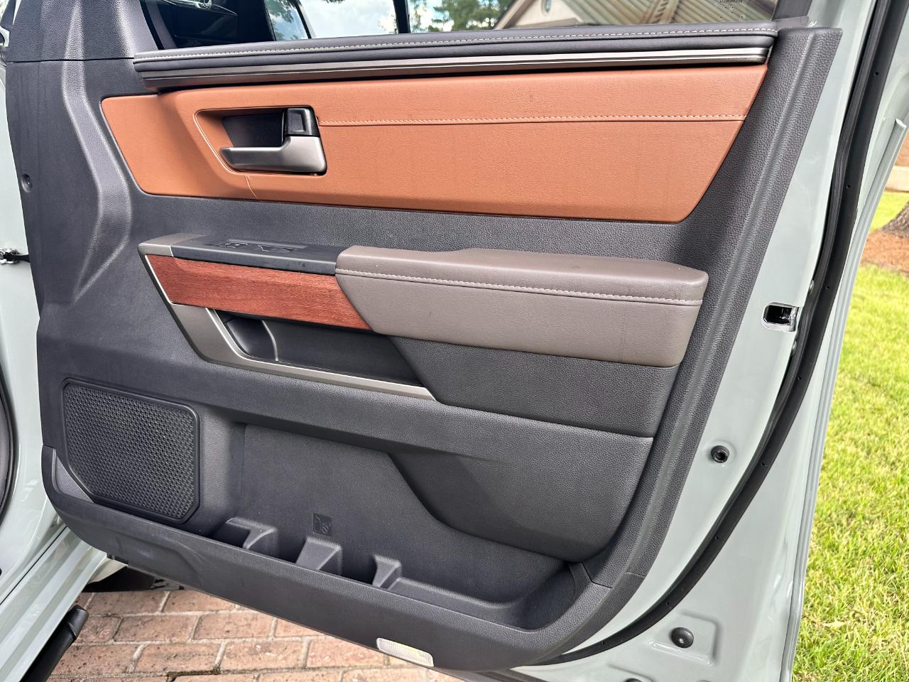 Toyota Tundra 4WD 1794 Edition CrewMax 5.5' Bed (Natl) 2026