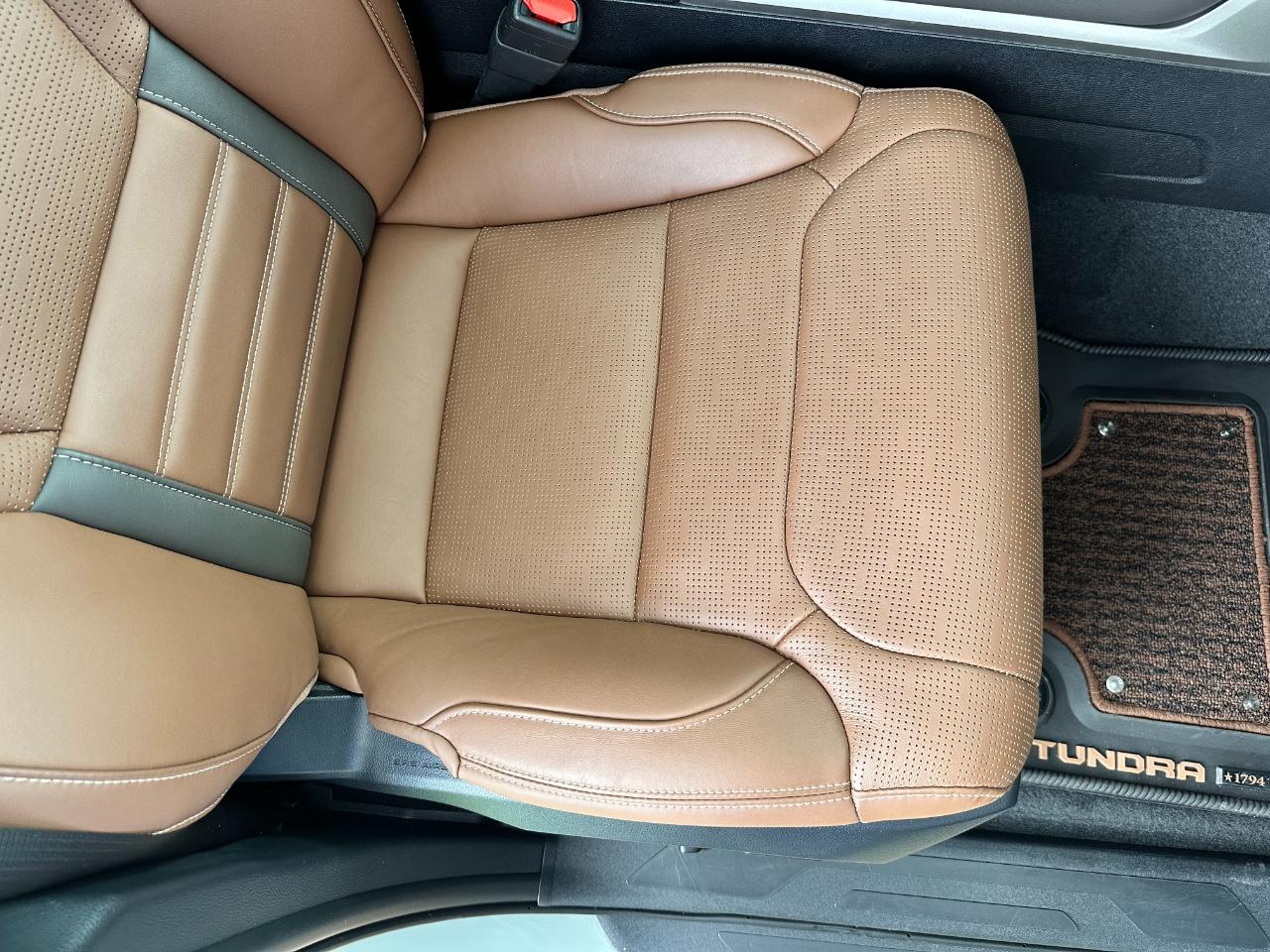 Toyota Tundra 4WD 1794 Edition CrewMax 5.5' Bed (Natl) 2026