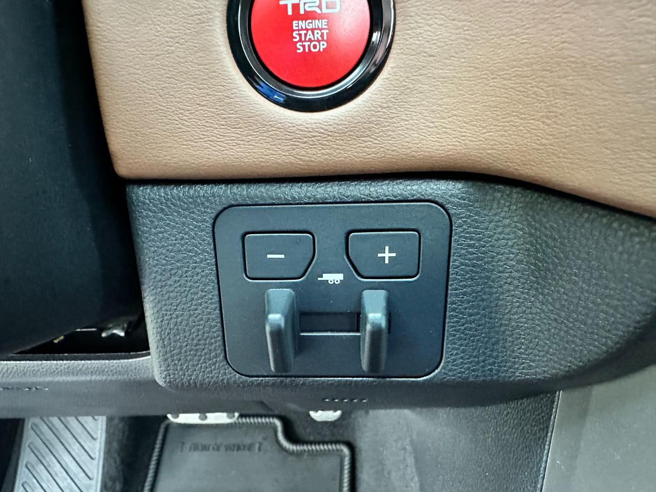 Toyota Tundra 4WD 1794 Edition CrewMax 5.5' Bed (Natl) 2026