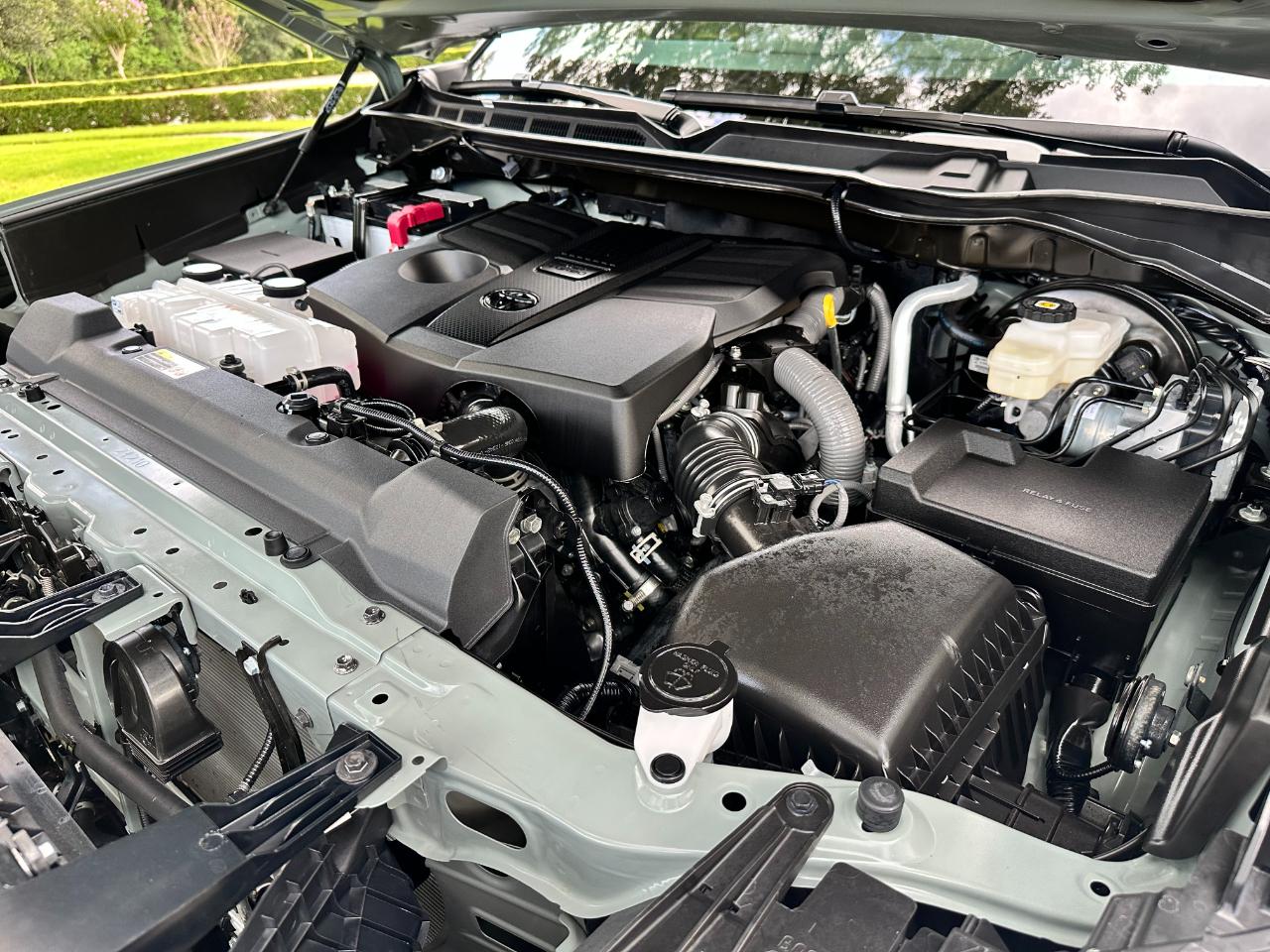 Toyota Tundra 4WD 1794 Edition CrewMax 5.5' Bed (Natl) 2026