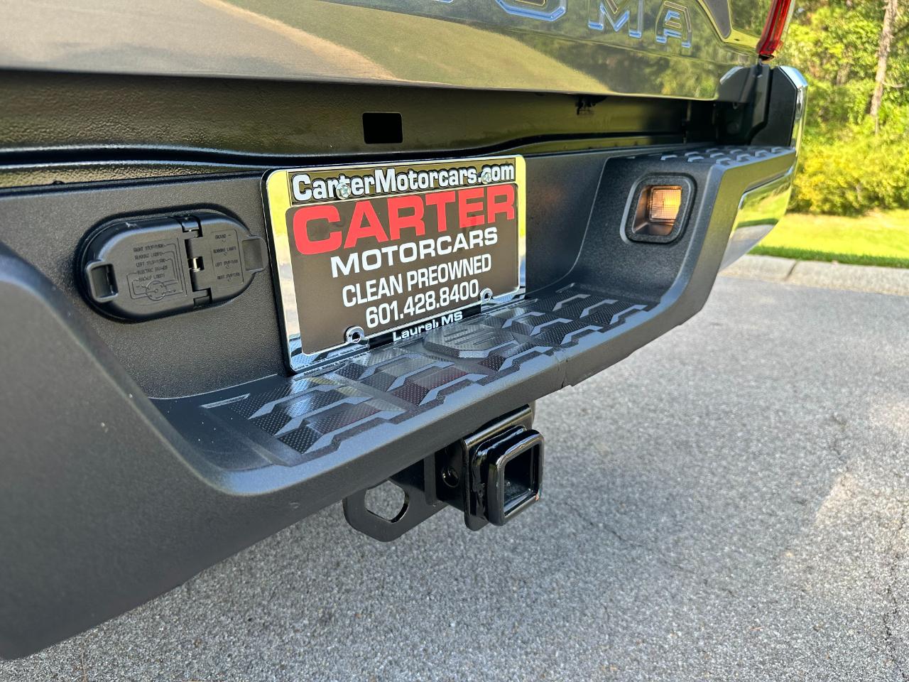 Toyota Tacoma 2WD SR5 Double Cab 5' Bed V6 AT (Natl) 2022
