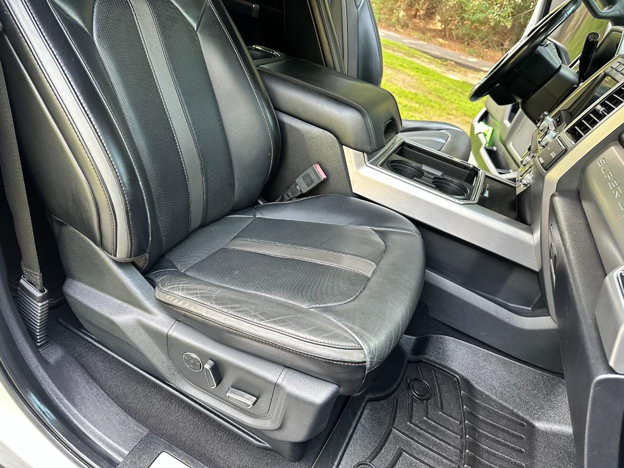 Ford Super Duty F-250 SRW Platinum 4WD Crew Cab 6.75' Box 2019