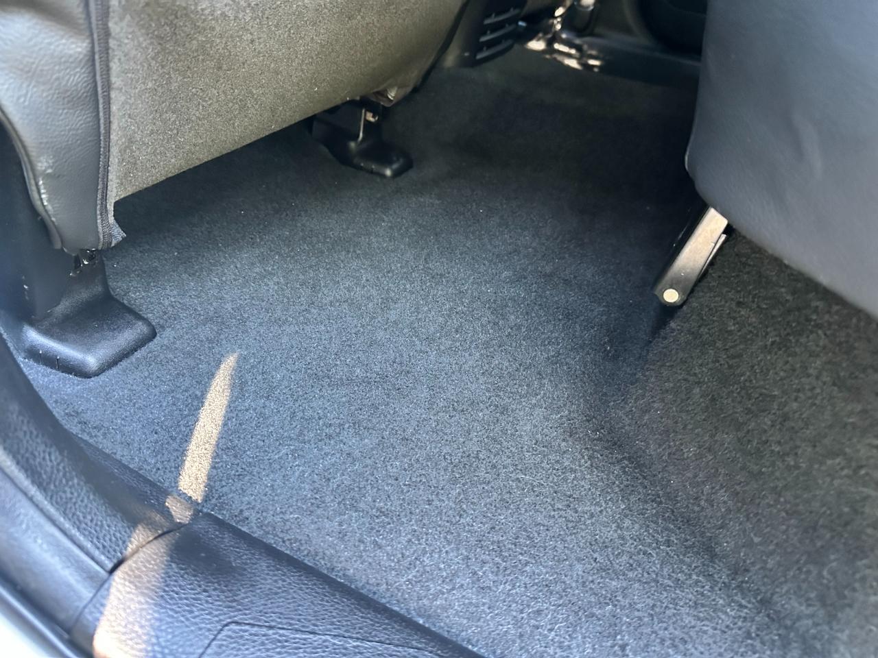 Toyota Tacoma 4WD SR Double Cab 5' Bed V6 AT (Natl) 2023