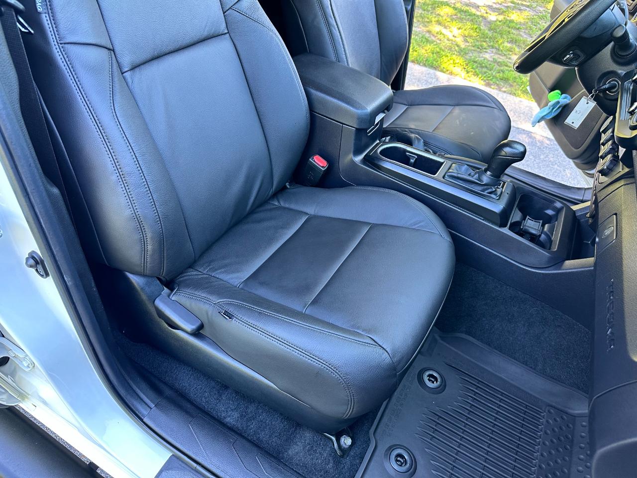 Toyota Tacoma 4WD SR Double Cab 5' Bed V6 AT (Natl) 2023