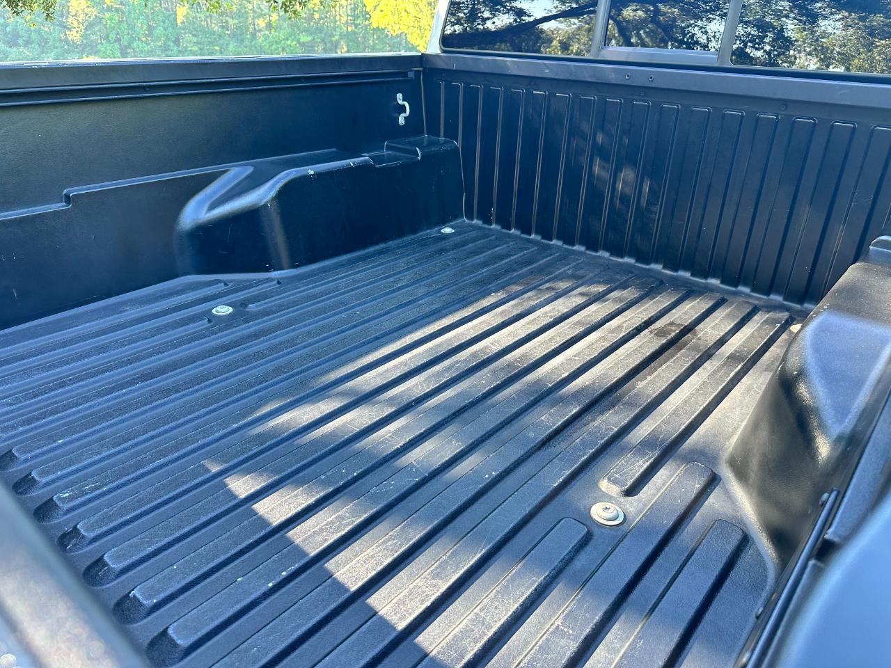 Toyota Tacoma 4WD SR Double Cab 5' Bed V6 AT (Natl) 2023