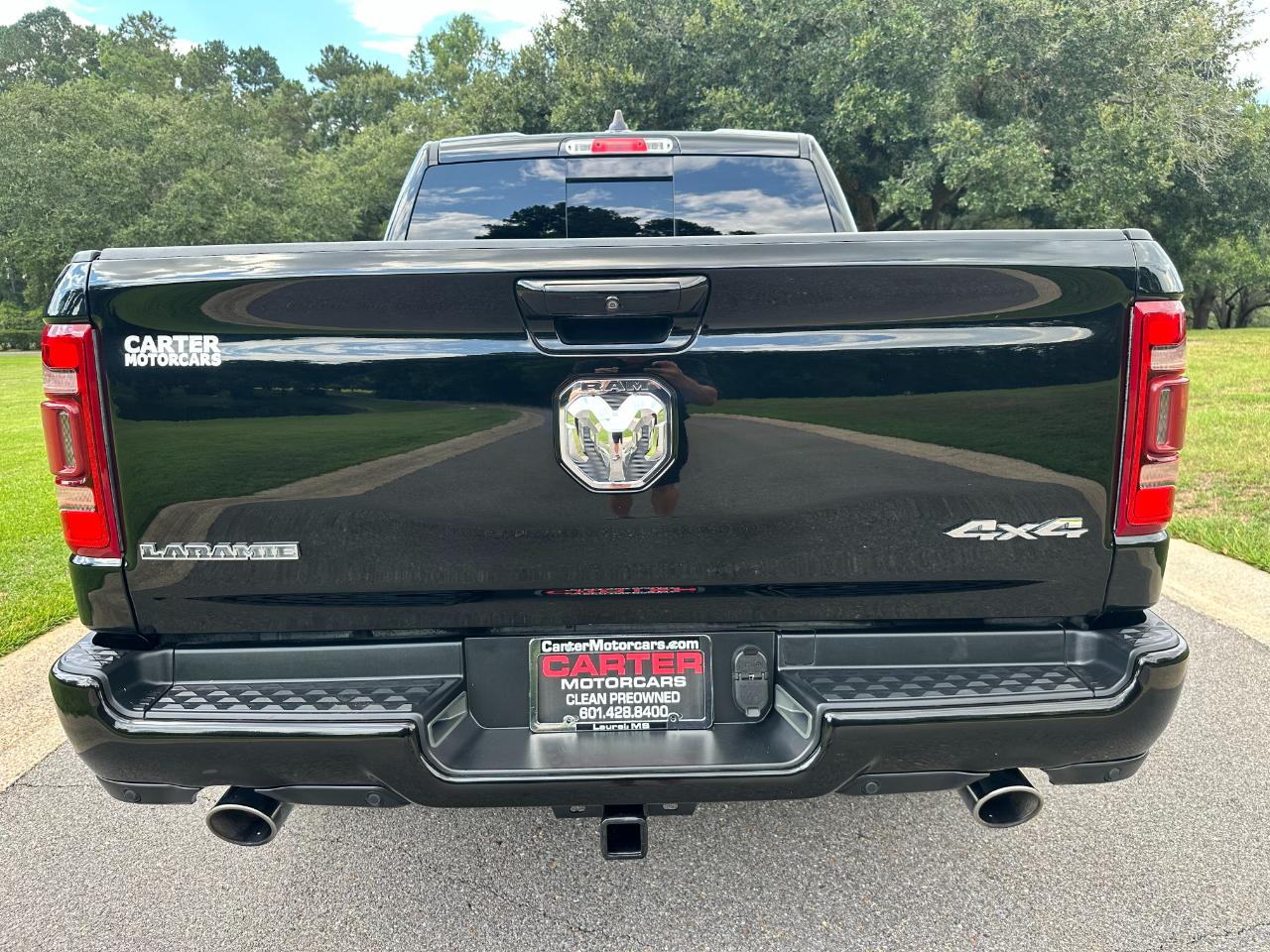RAM 1500 Laramie 4x4 Crew Cab 5'7" Box 2023