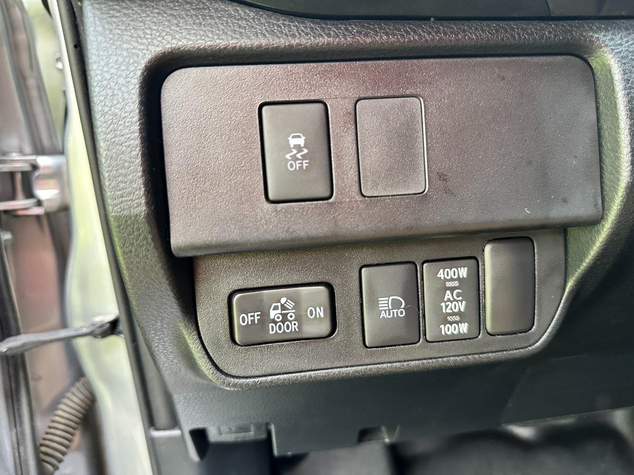 Toyota Tacoma 4WD TRD Off Road Double Cab 6' Bed V6 AT (Natl) 2020
