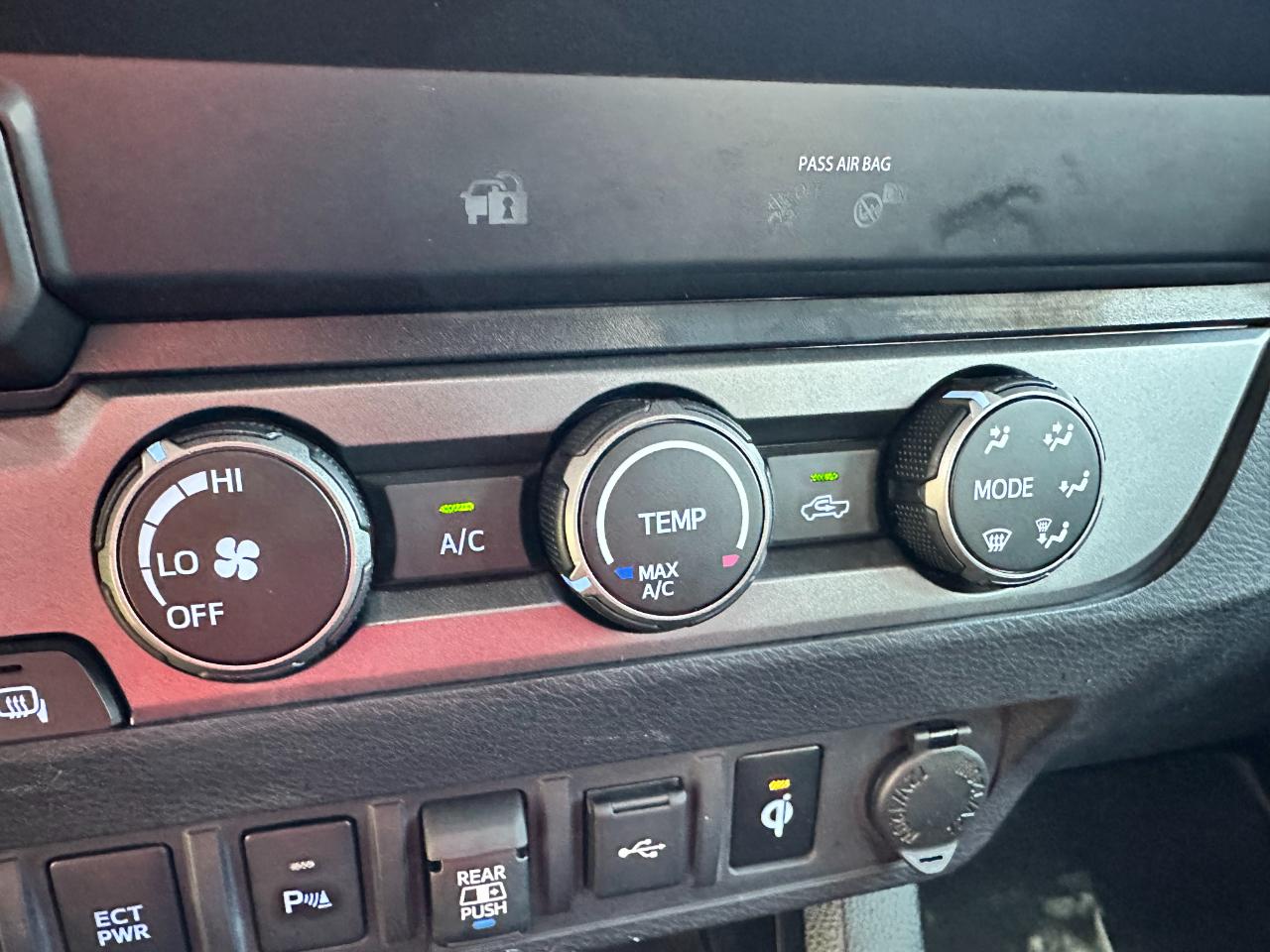 Toyota Tacoma 4WD TRD Off Road Double Cab 6' Bed V6 AT (Natl) 2020
