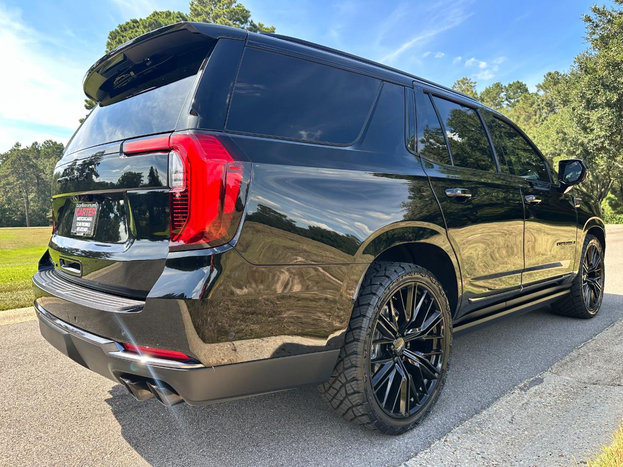 GMC Yukon 4WD 4dr Denali 2025