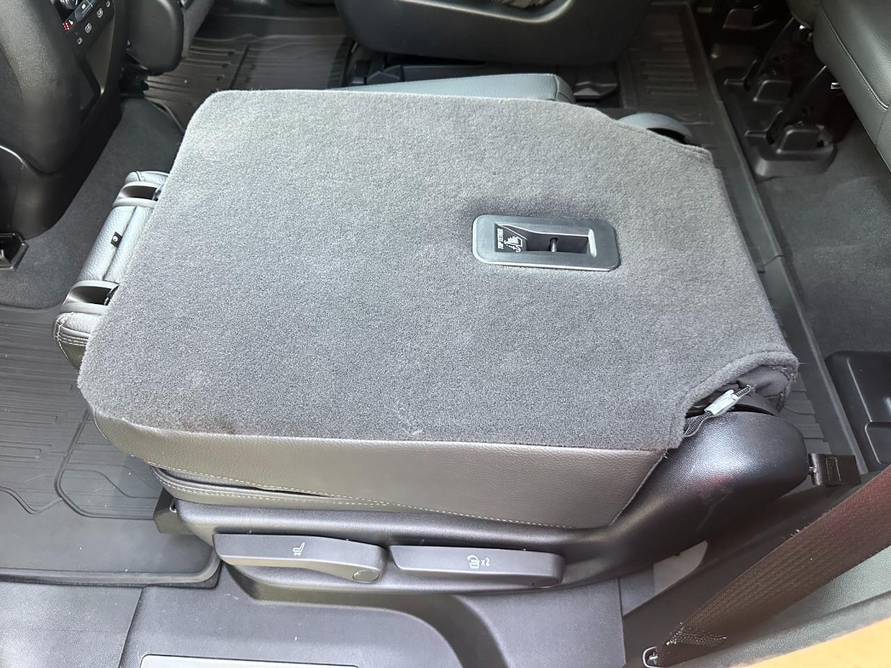 GMC Yukon 4WD 4dr Denali 2025