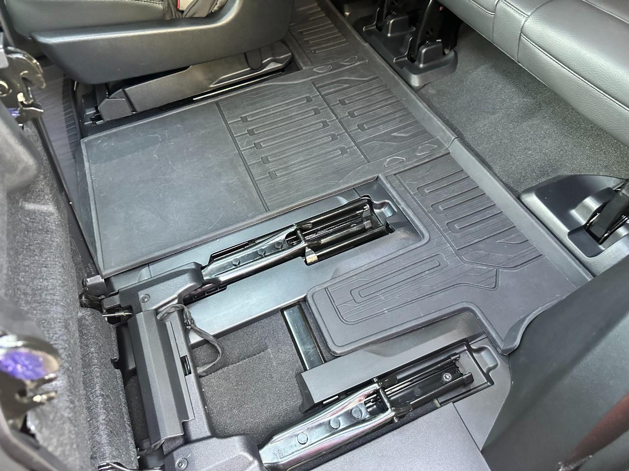 GMC Yukon 4WD 4dr Denali 2025