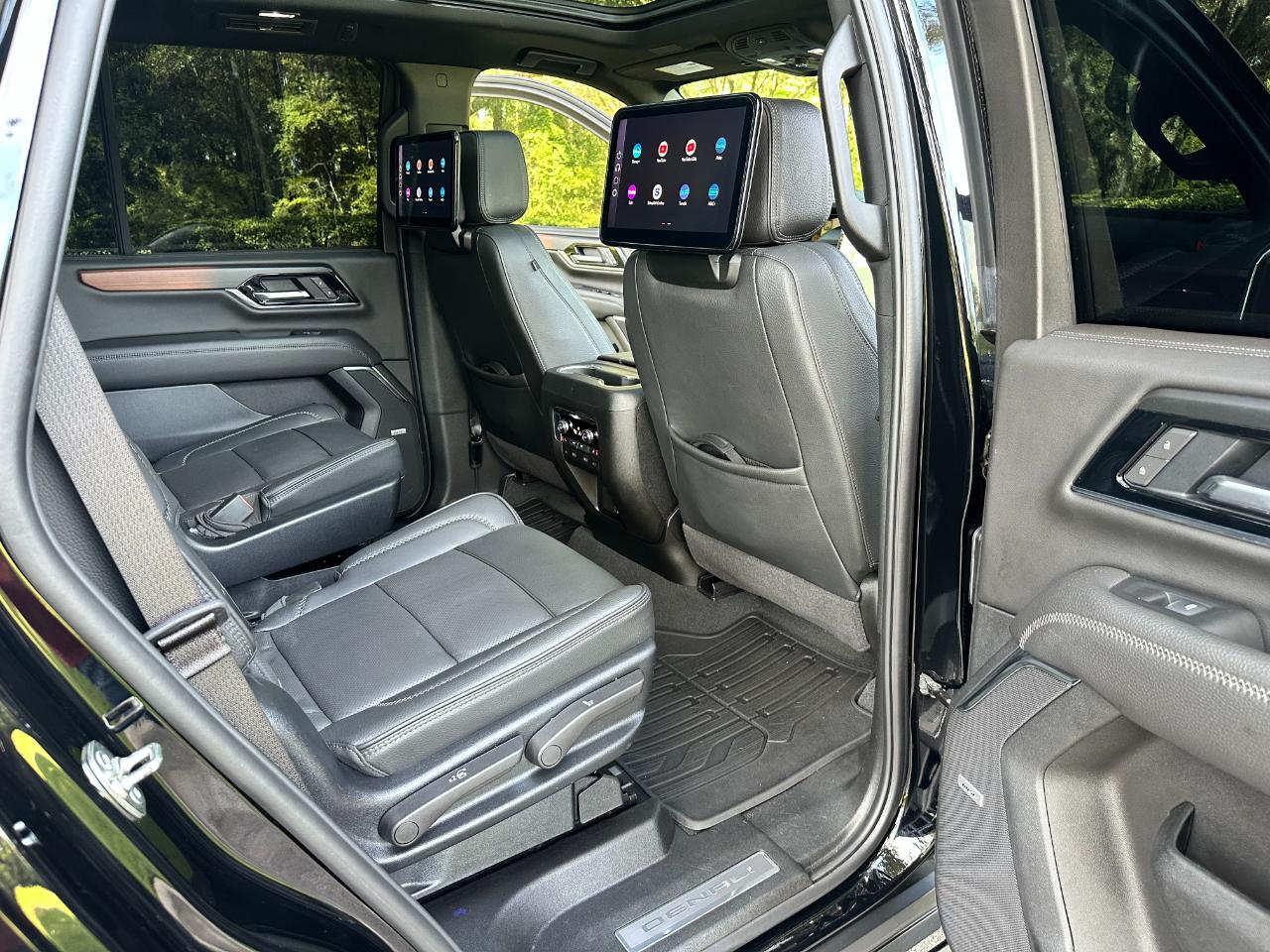 GMC Yukon 4WD 4dr Denali 2025