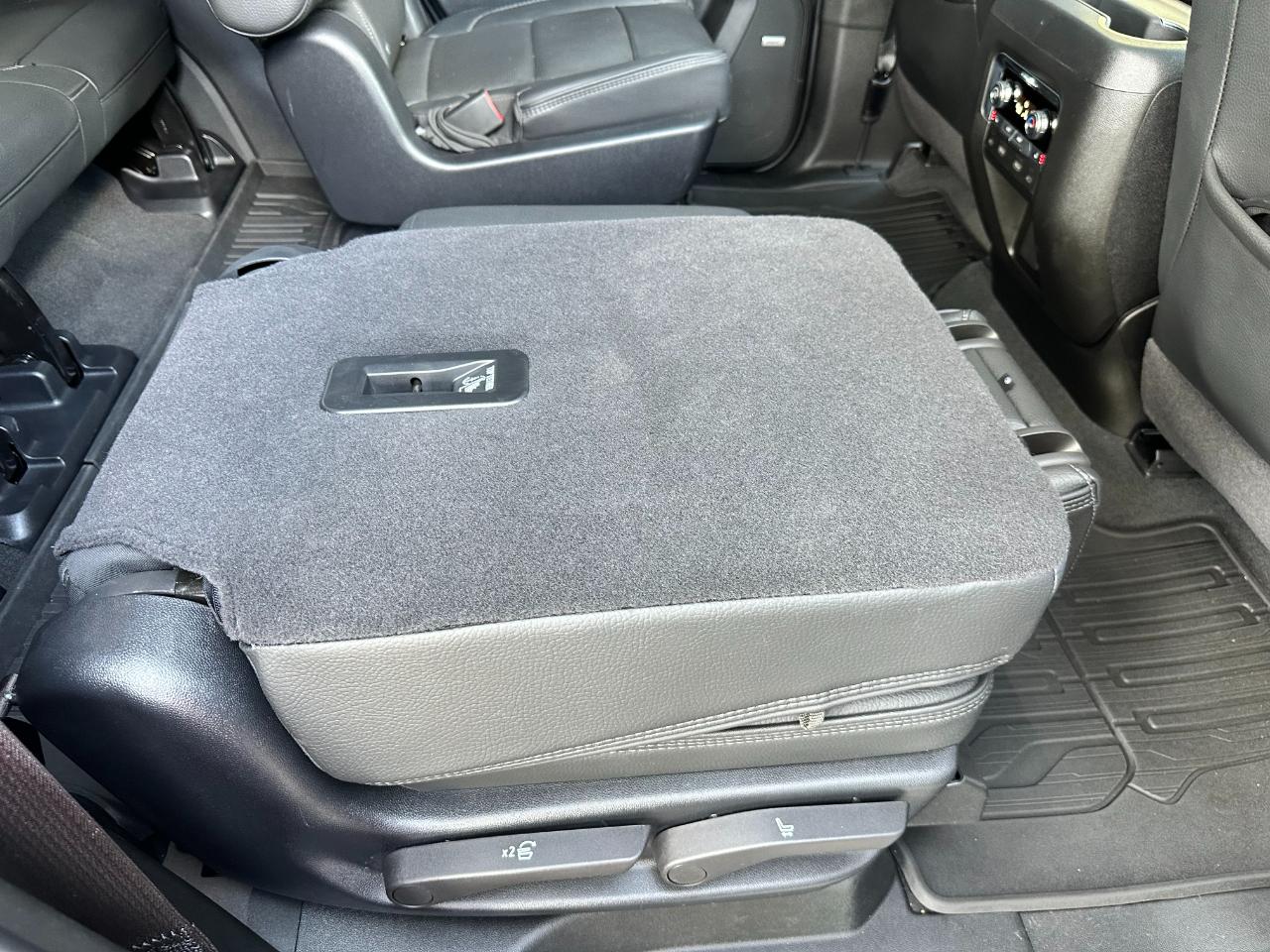 GMC Yukon 4WD 4dr Denali 2025