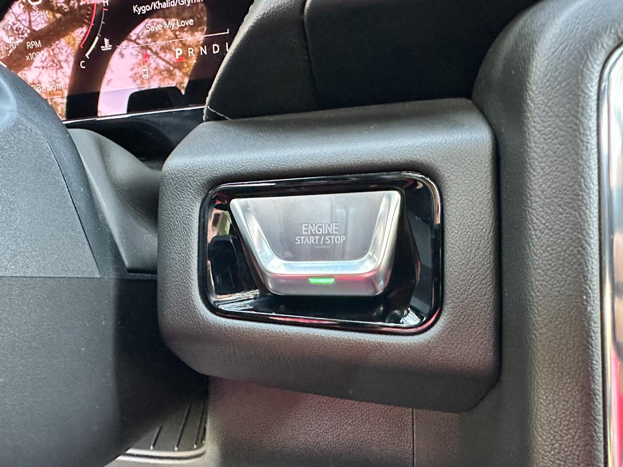 GMC Yukon 4WD 4dr Denali 2025