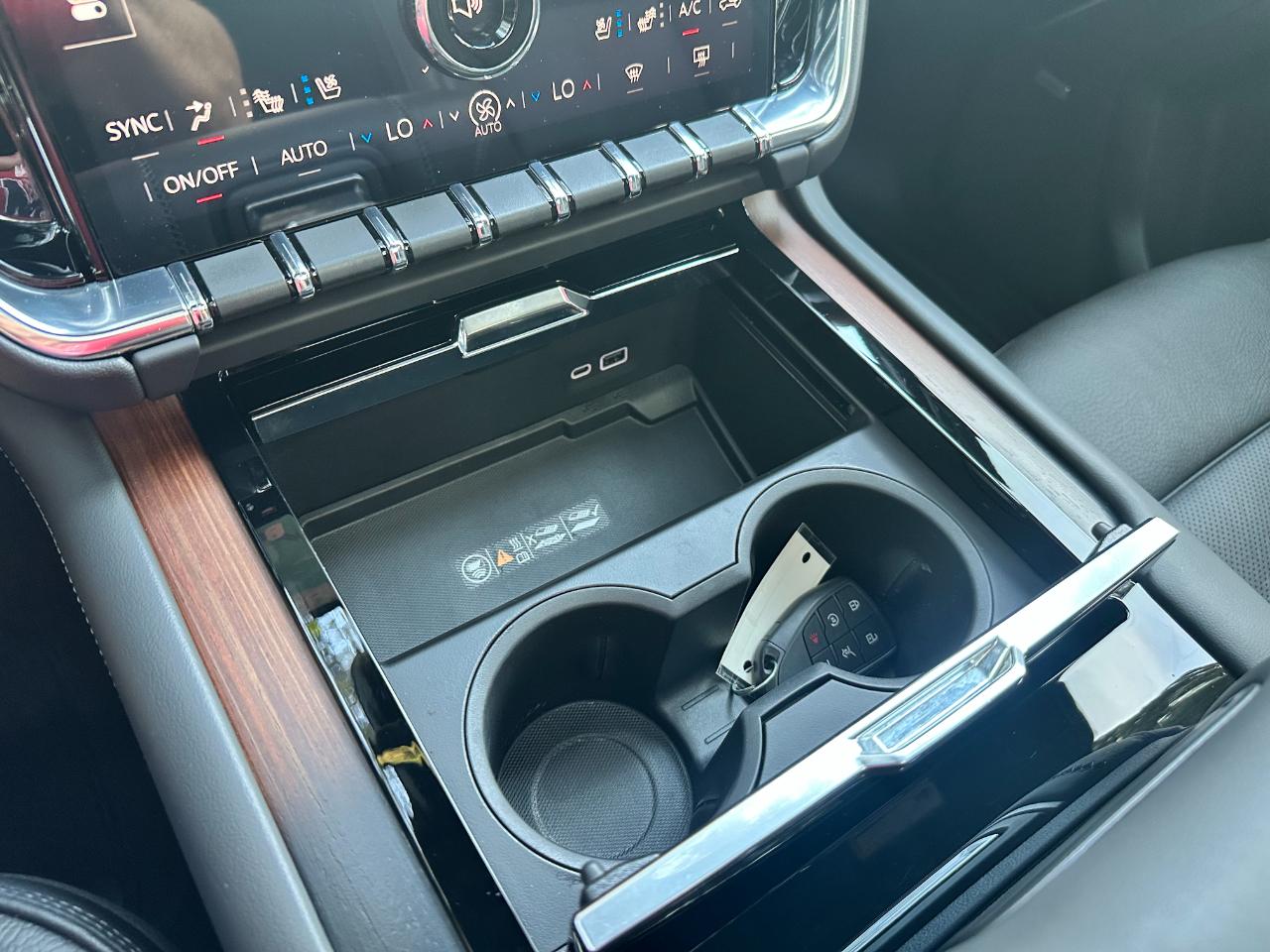 GMC Yukon 4WD 4dr Denali 2025
