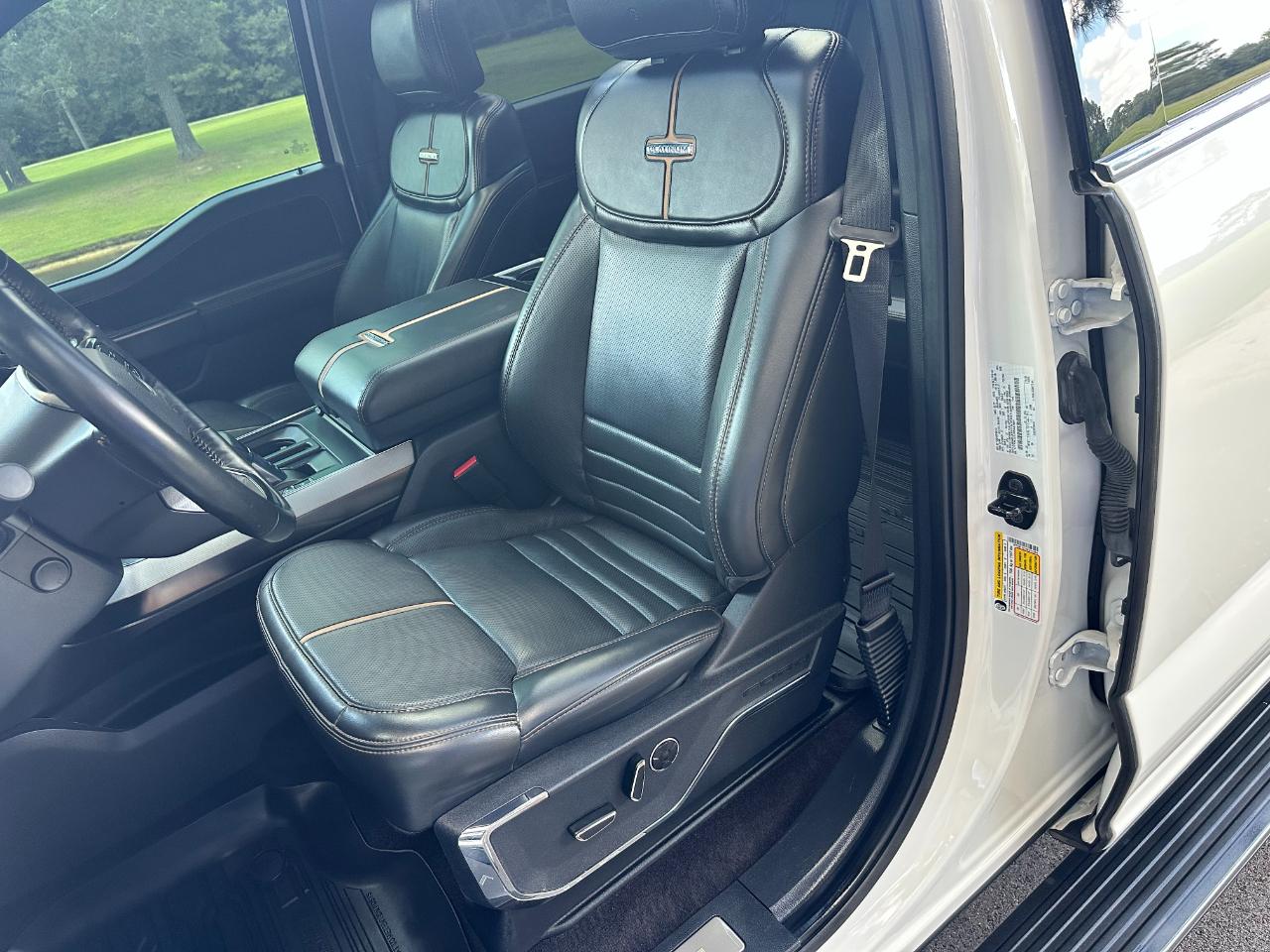 Ford F-150 Platinum 4WD SuperCrew 5.5' Box 2022
