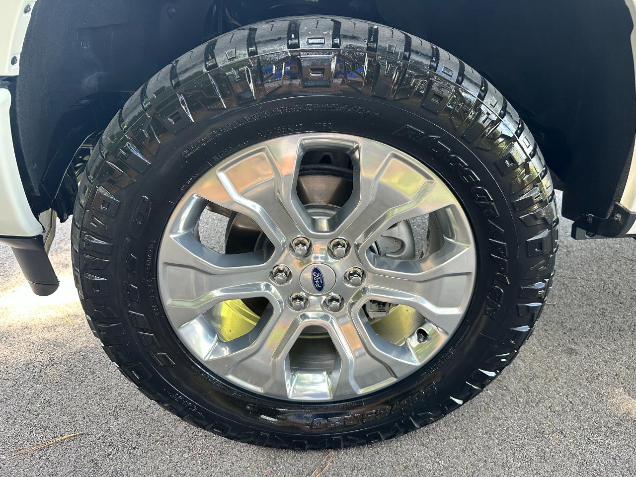 Ford F-150 Platinum 4WD SuperCrew 5.5' Box 2022