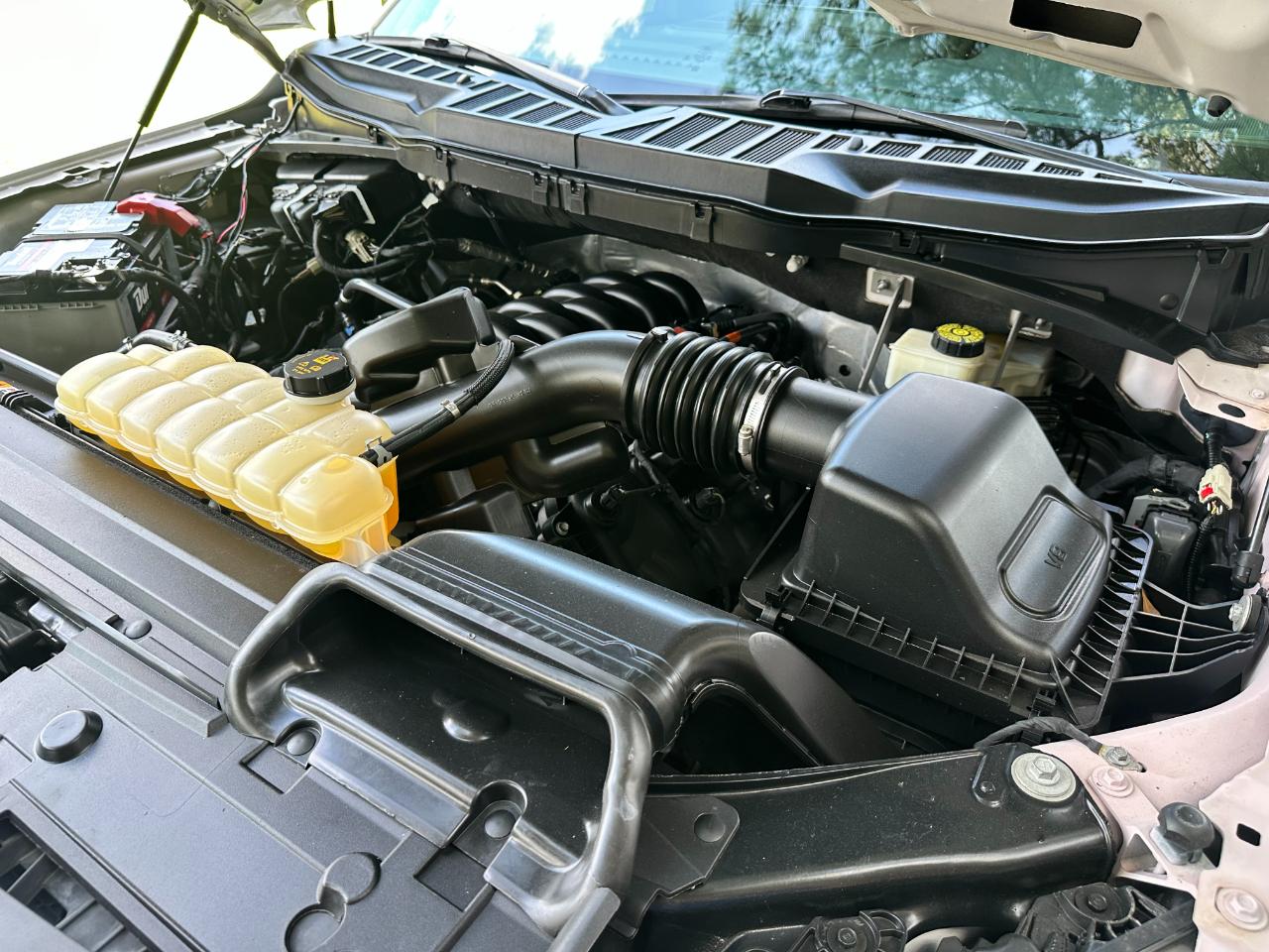 Ford F-150 Platinum 4WD SuperCrew 5.5' Box 2022