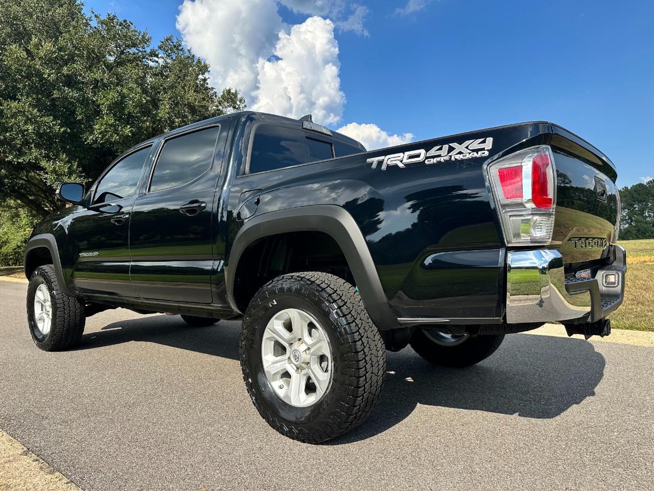 Toyota Tacoma 4WD TRD Off Road Double Cab 5' Bed V6 MT (Natl) 2020