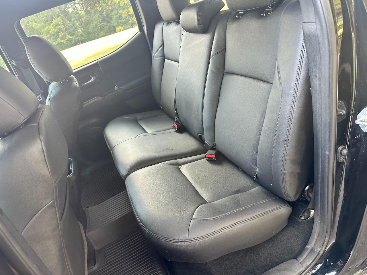 Toyota Tacoma 4WD TRD Off Road Double Cab 5' Bed V6 MT (Natl) 2020