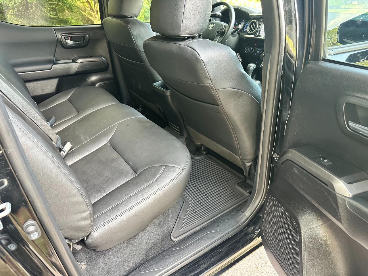 Toyota Tacoma 4WD TRD Off Road Double Cab 5' Bed V6 MT (Natl) 2020