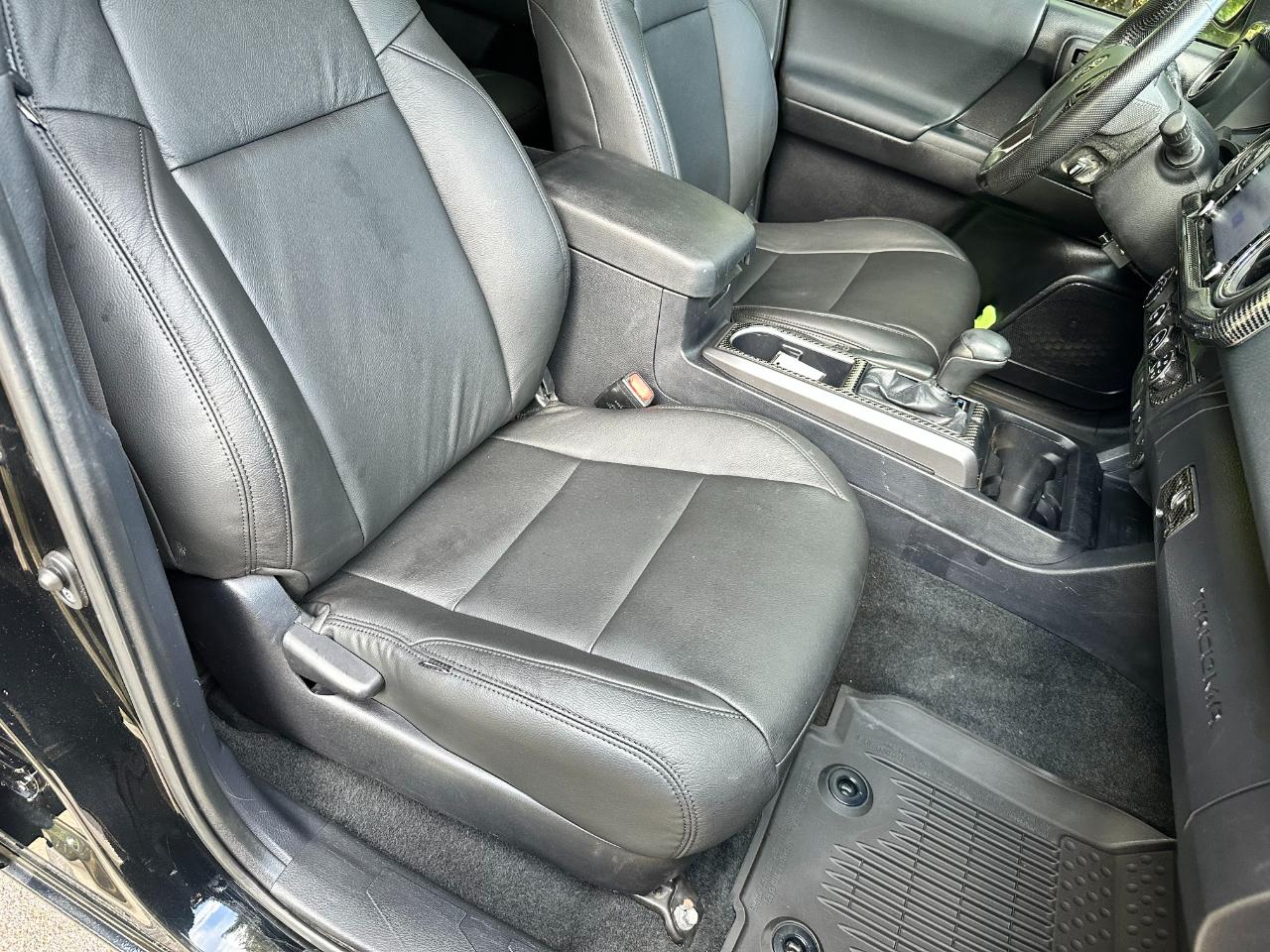 Toyota Tacoma 4WD TRD Off Road Double Cab 5' Bed V6 MT (Natl) 2020
