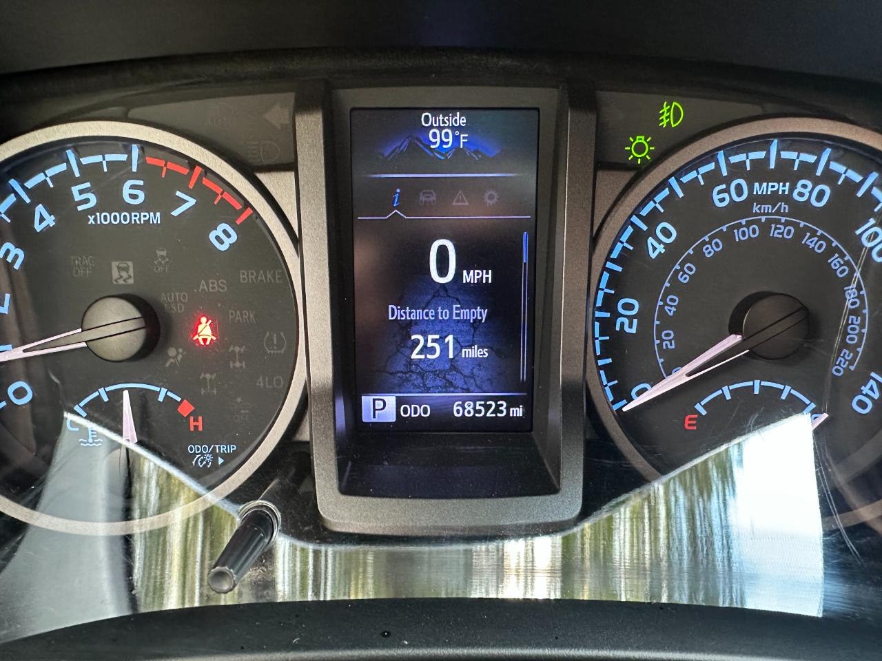 Toyota Tacoma 4WD TRD Off Road Double Cab 5' Bed V6 MT (Natl) 2020