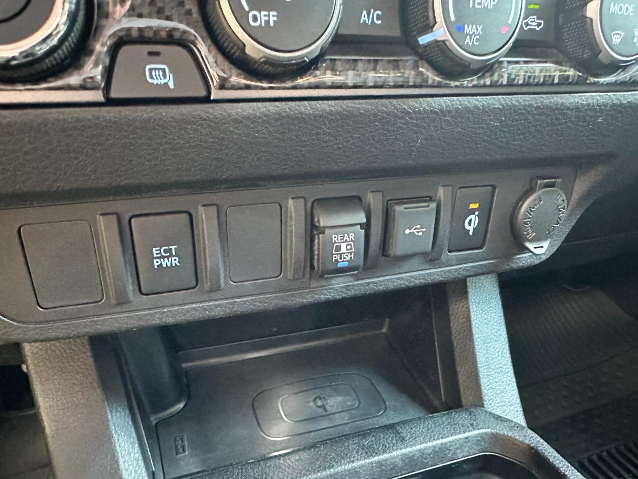 Toyota Tacoma 4WD TRD Off Road Double Cab 5' Bed V6 MT (Natl) 2020