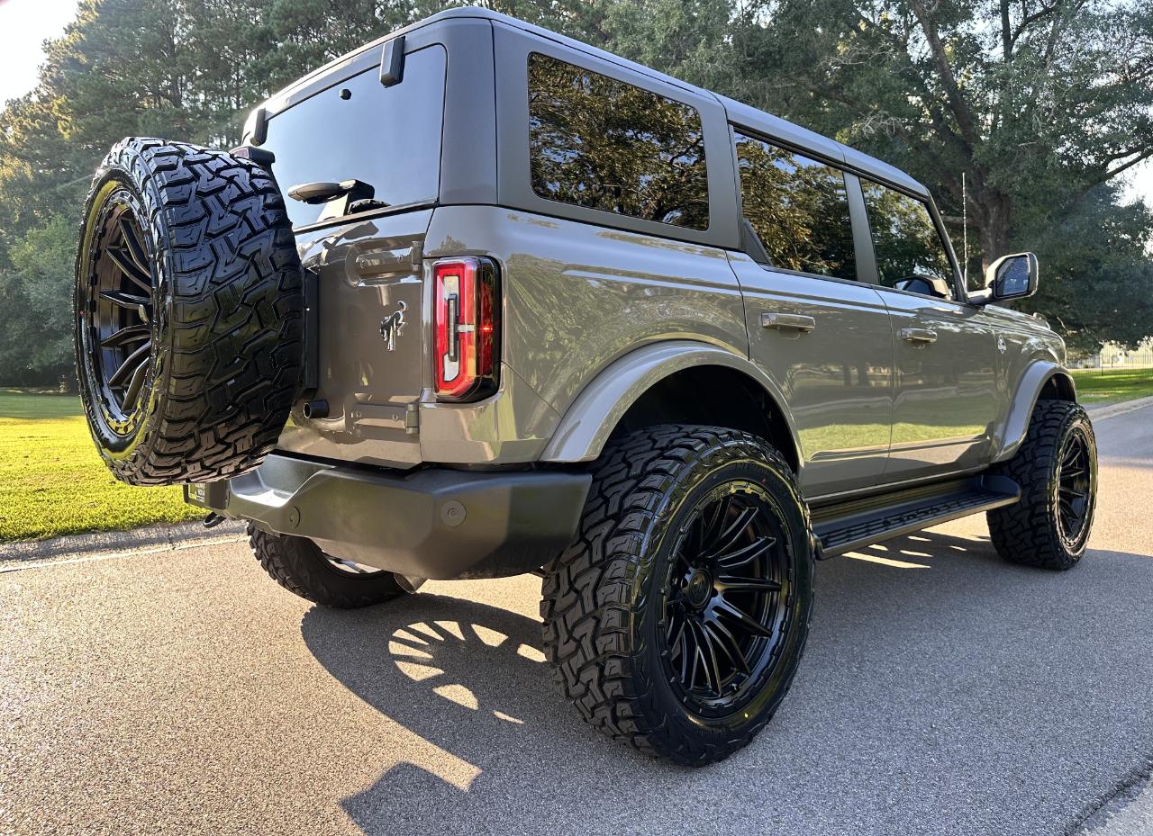 Ford Bronco Outer Banks 4 Door 4x4 2025