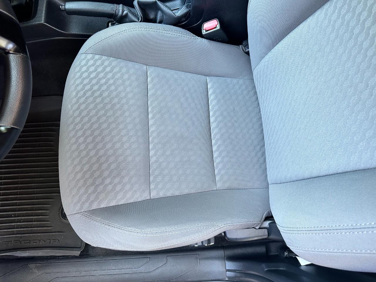 Toyota Tacoma 4WD SR Double Cab 5' Bed V6 AT (Natl) 2022