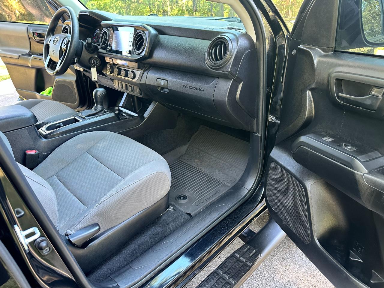 Toyota Tacoma 4WD SR Double Cab 5' Bed V6 AT (Natl) 2022