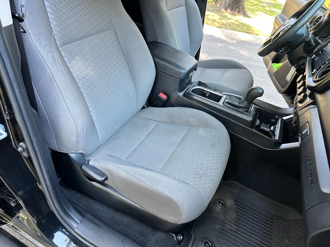Toyota Tacoma 4WD SR Double Cab 5' Bed V6 AT (Natl) 2022