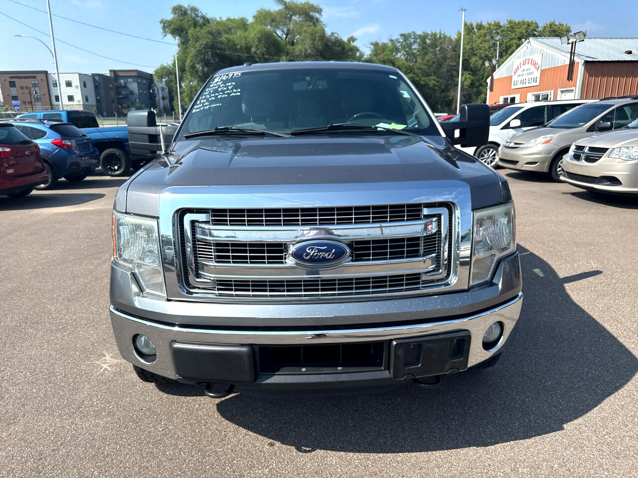 2014 Ford F-150 XLT photo 2