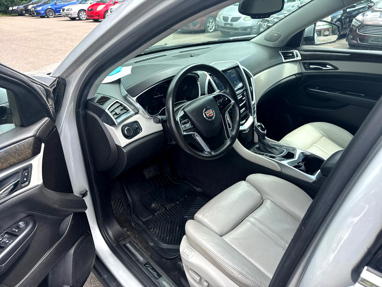 2016 Cadillac SRX Luxury photo 8