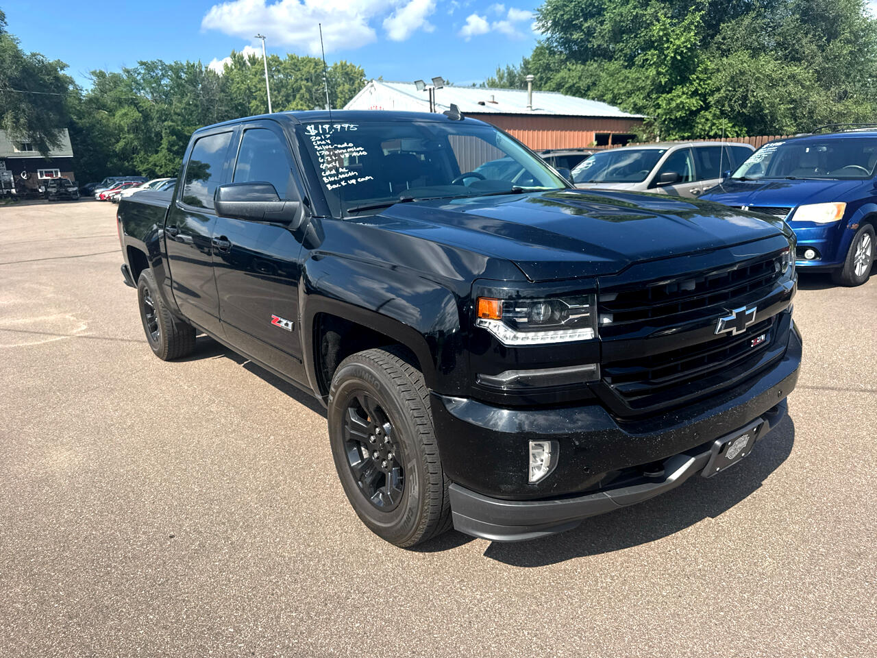 2017 Chevrolet Silverado 1500 LTZ photo 3