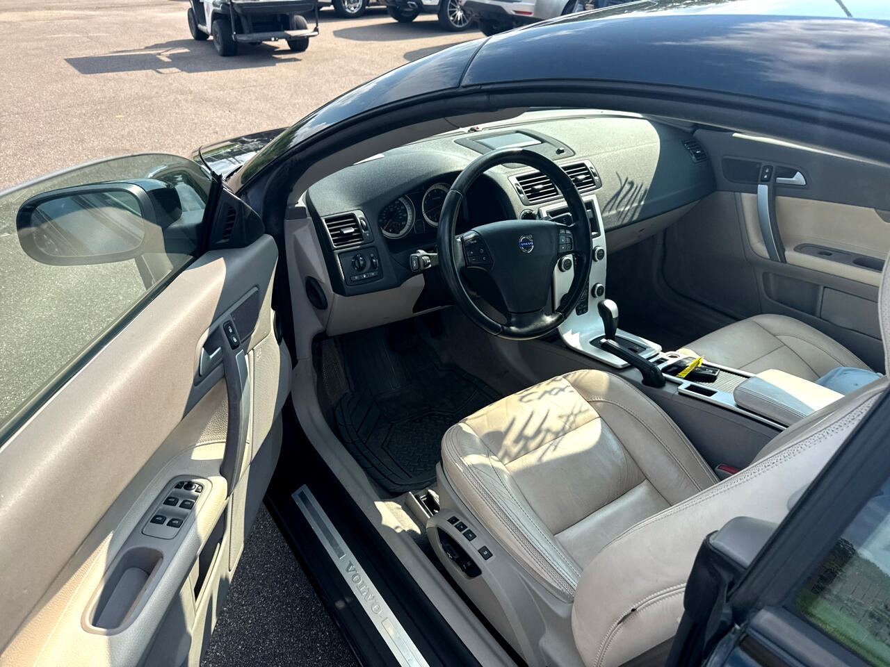2012 Volvo C70 T5 photo 9