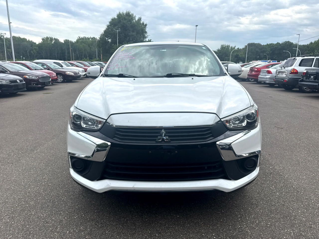 2017 Mitsubishi Outlander Sport ES photo 2
