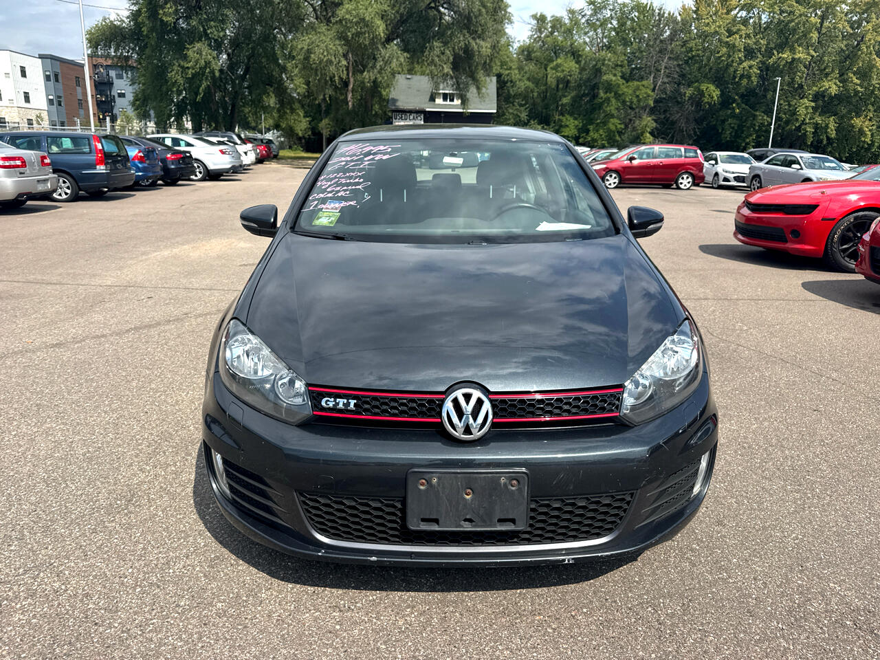 2011 Volkswagen Golf GTI photo 2