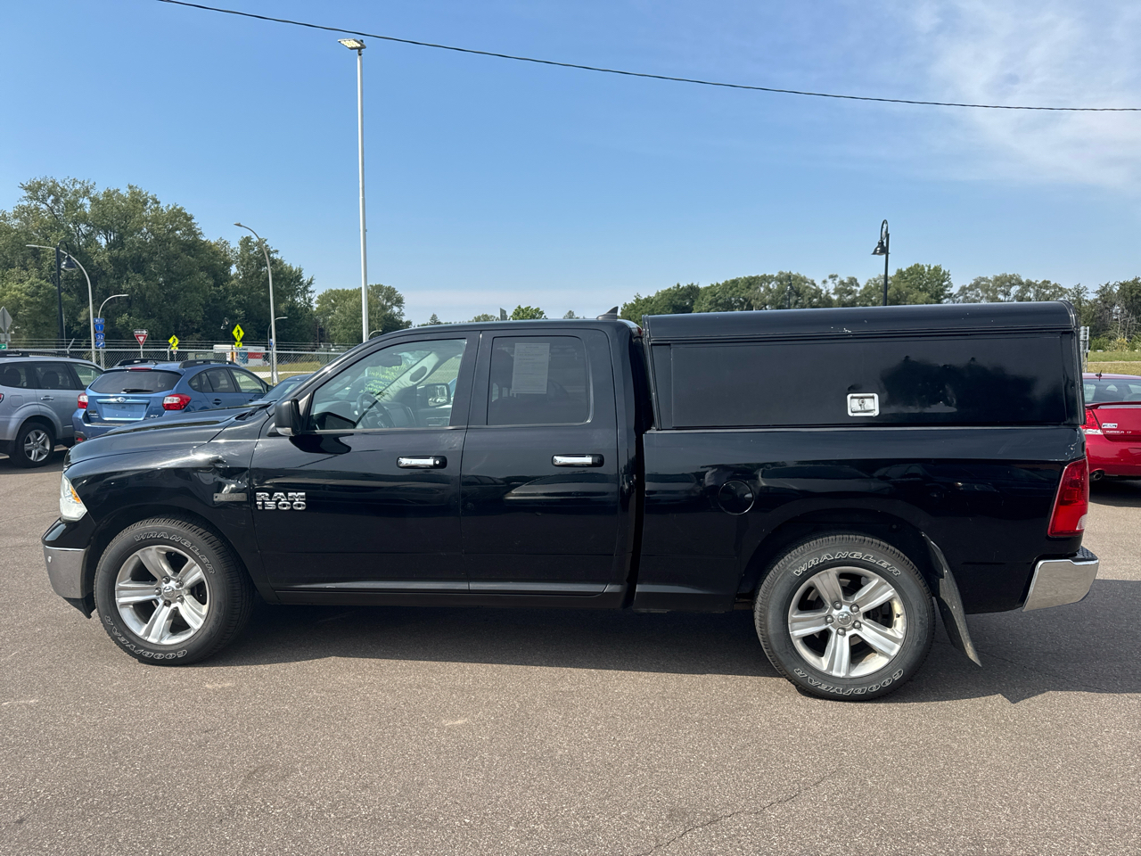 RAM 1500 4WD Quad Cab 140.5" Big Horn 2014 RAM 1500 4WD Quad Cab 140.5" Big Horn 2014