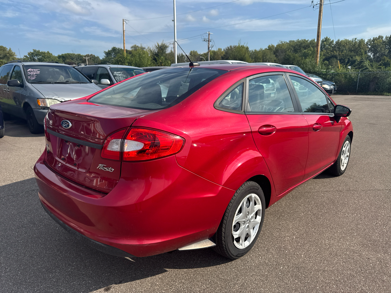 Ford Fiesta 4dr Sdn SE 2012 Ford Fiesta 4dr Sdn SE 2012