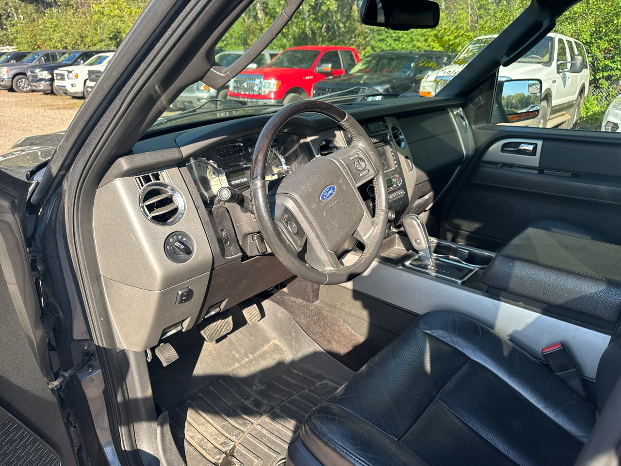 2013 Ford Expedition EL Limited photo 4