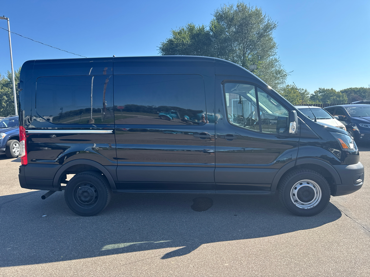 2020 Ford Transit Cargo Van photo 2