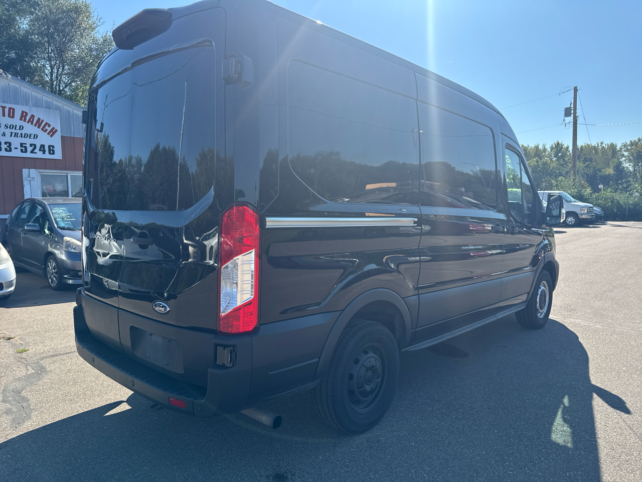 2020 Ford Transit Cargo Van photo 3