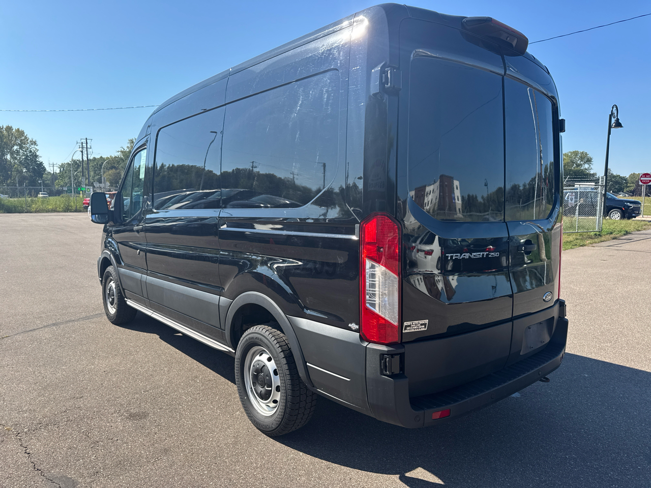 2020 Ford Transit Cargo Van photo 5