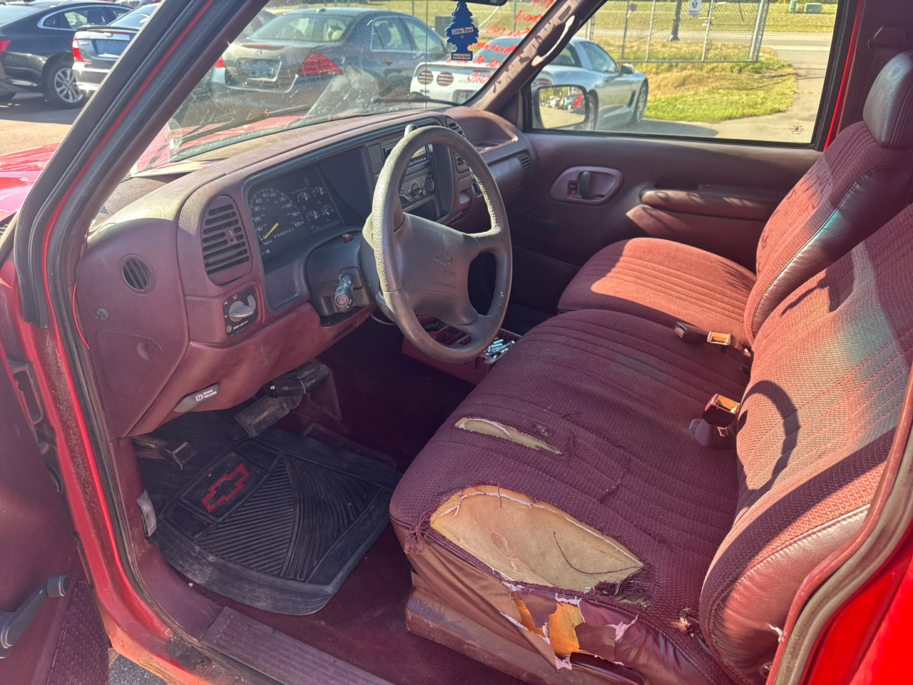 Chevrolet C/K 1500 Ext Cab 141.5" WB 1995 Chevrolet C/K 1500 Ext Cab 141.5" WB 1995