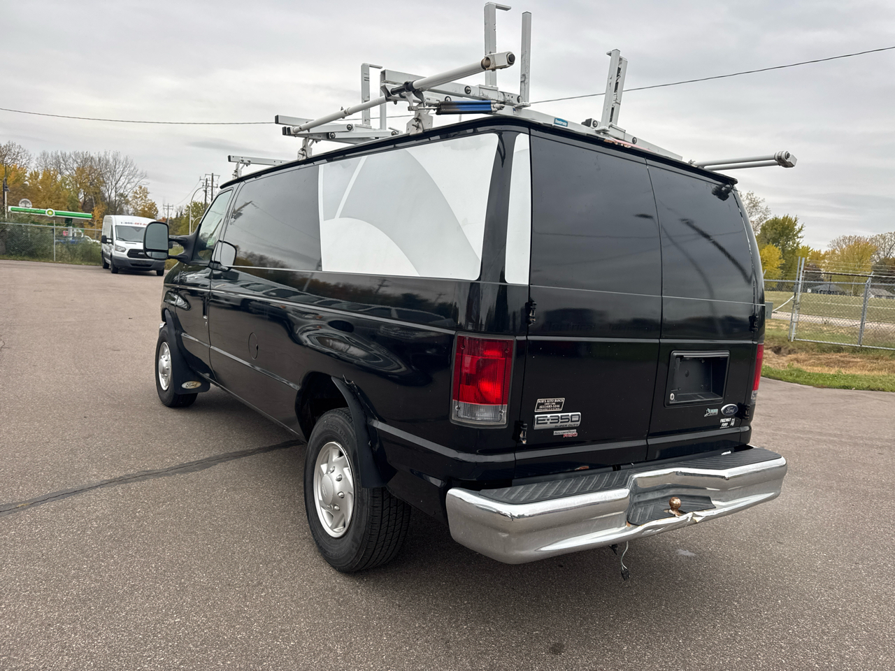 Ford Econoline Cargo Van E-350 Super Duty Commercial 2012 Ford Econoline Cargo Van E-350 Super Duty Commercial 2012