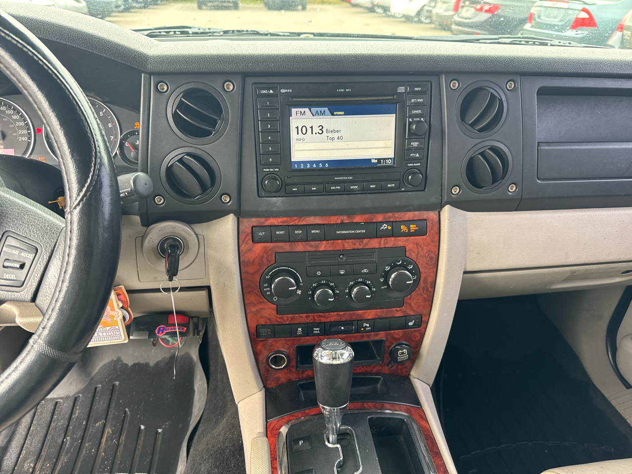 Jeep Commander 4dr Limited 2006 Jeep Commander 4dr Limited 2006